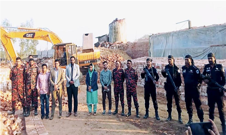 Brick kiln fined Tk 5 lakh in Dinajpur