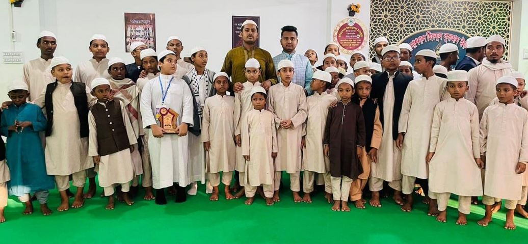 Prayers held in Narsingdi for Begum Zia's speedy recovery