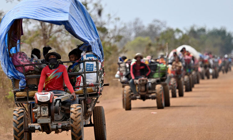 Fighting rages at Cambodia-Thailand border ahead of expected Trump call