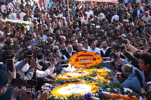 BNP pays tribute to Martyred Intellectuals on behalf of Khaleda Zia