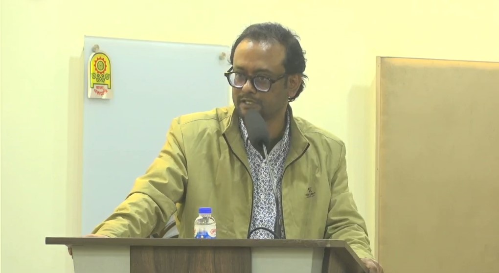 Seminar marking Martyred Intellectuals Day held at Bangla Academy 