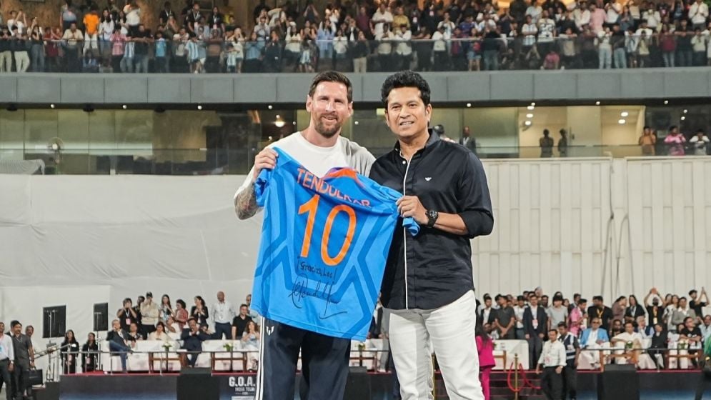 'Golden moment' as Messi meets Tendulkar, Chhetri on India tour 