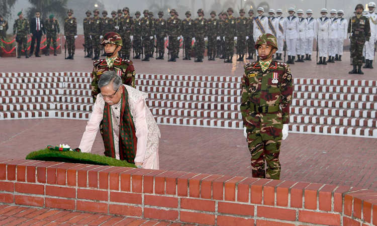 President pays tributes to Liberation War heroes on Victory Day