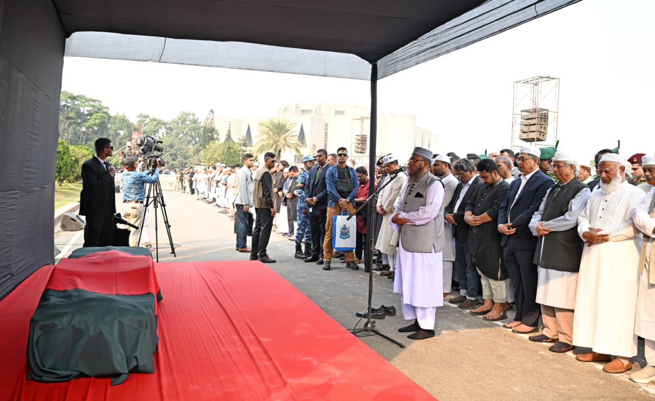 CA joins namaj-e-janaza of Shaheed Hadi