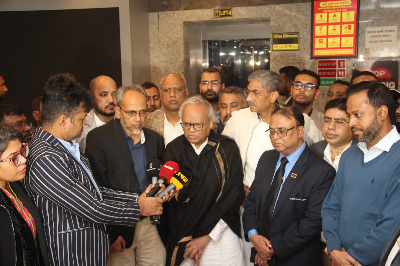 Rizvi demands fair probe into arson attacks, countrywide violence