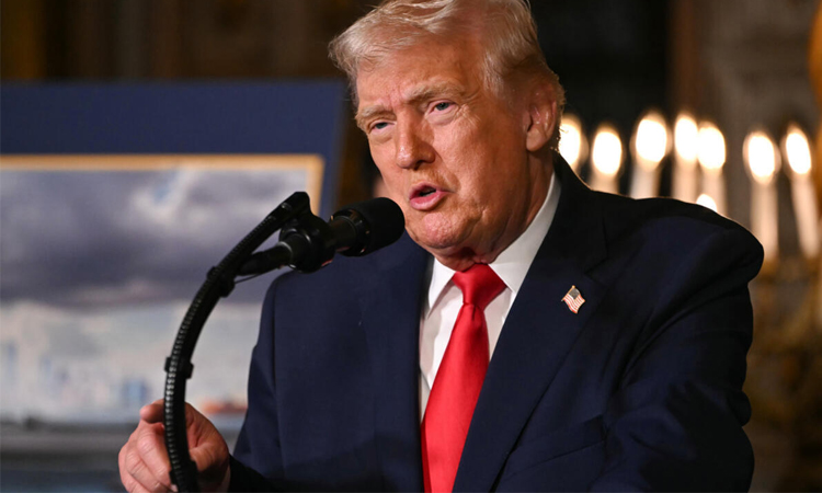 Trump says would be 'smart' for Venezuela's Maduro to step down