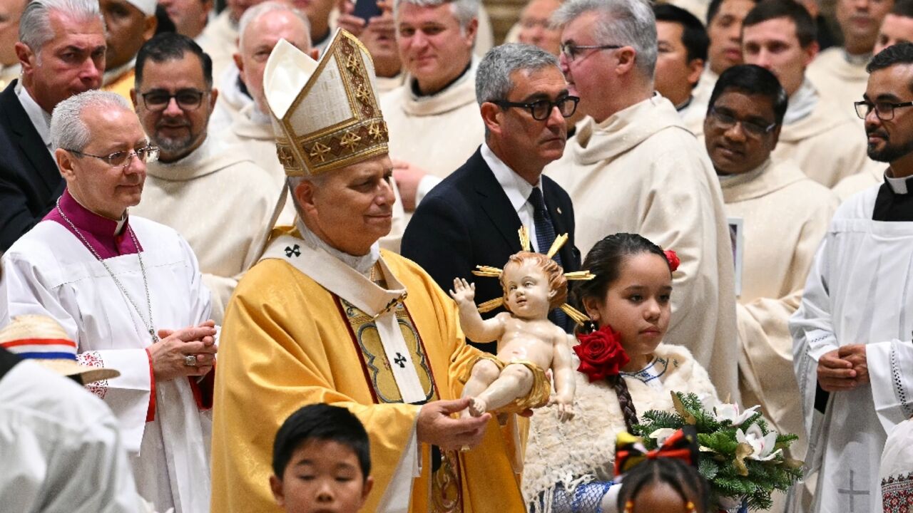 Pope Leo expected to call for peace during first Christmas blessing
