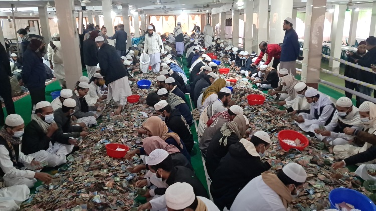 35 sacks of cash, gold, foreign currency found in Pagla Mosque donation boxes
