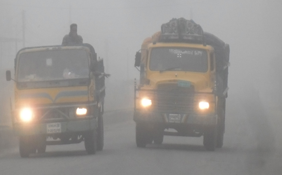 Chilling cold continues disrupting normal life in northern region