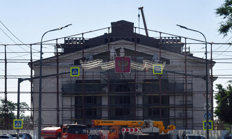 Russia reopens theatre devastated by siege of Mariupol