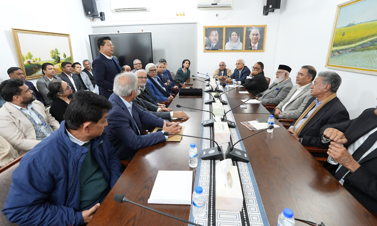 Tarique Rahman holding meeting with top business leaders 