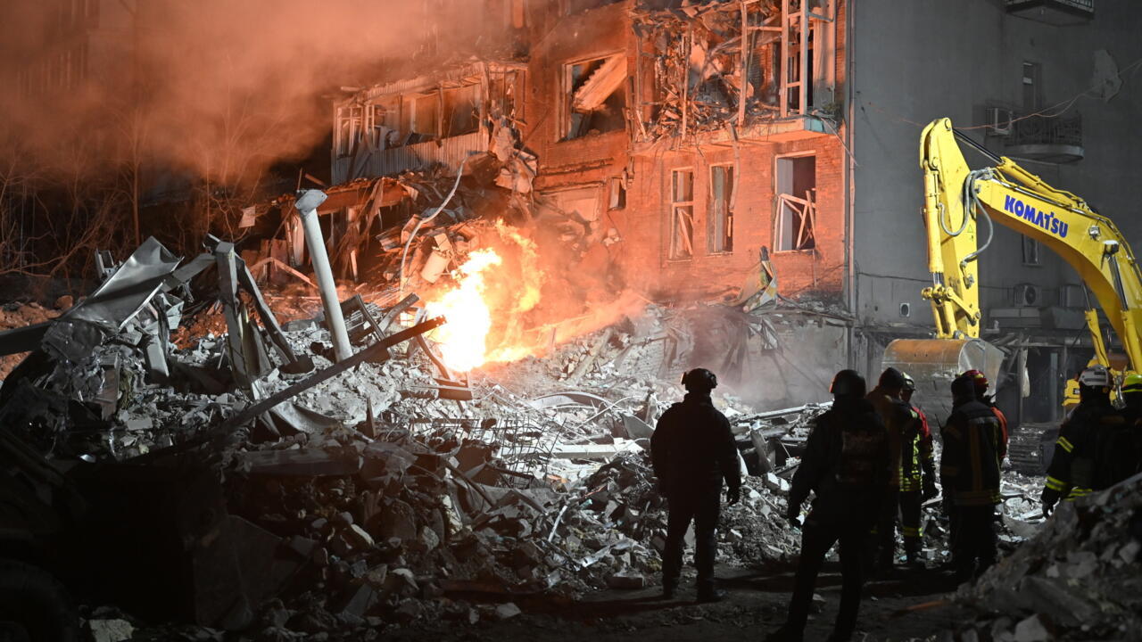 Two killed in series of Russian attacks on Ukraine