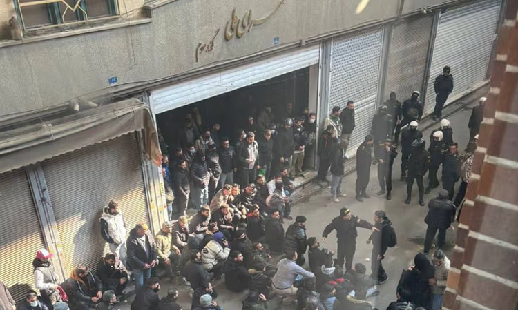 Iraq-based Kurdish opposition calls for strike in Iran on Thursday