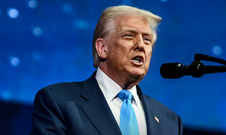 Trump says Iran 'want to negotiate' after reports of hundreds killed in protests