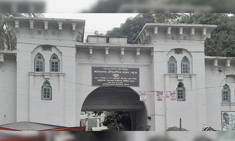Historic 'Amtala 52 Gate' at DMCH reopens after 40 yrs