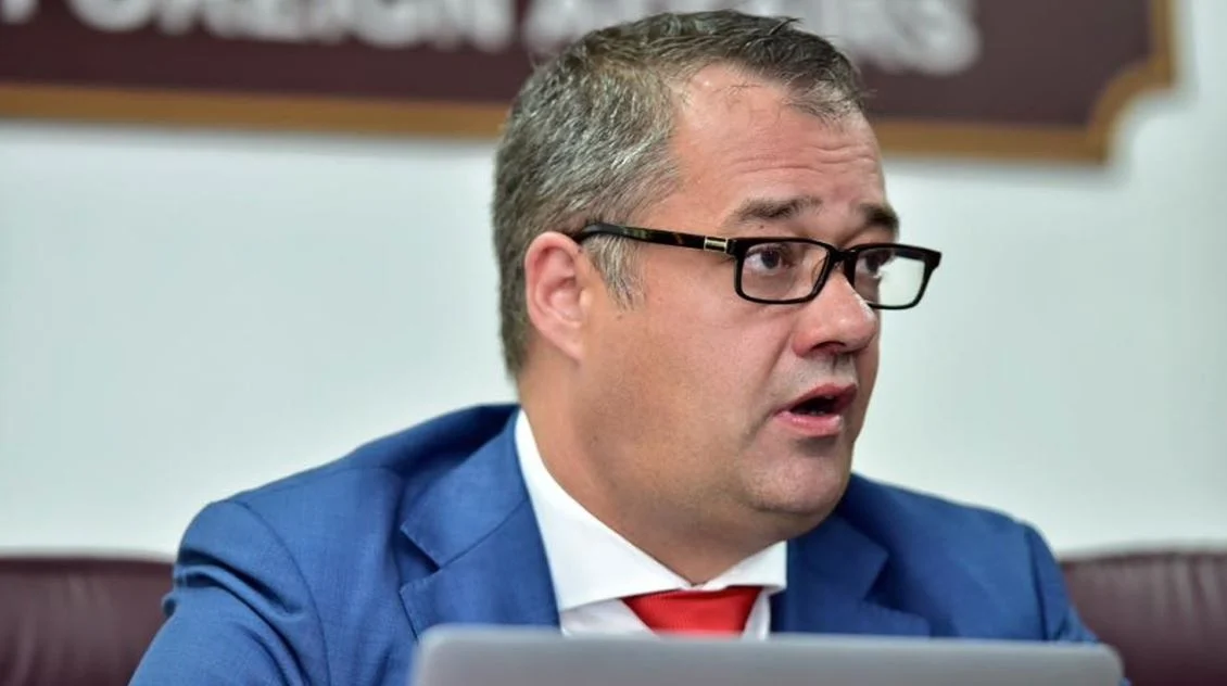 Contract of Toby Cadman as special adviser to the chief prosecutor ends