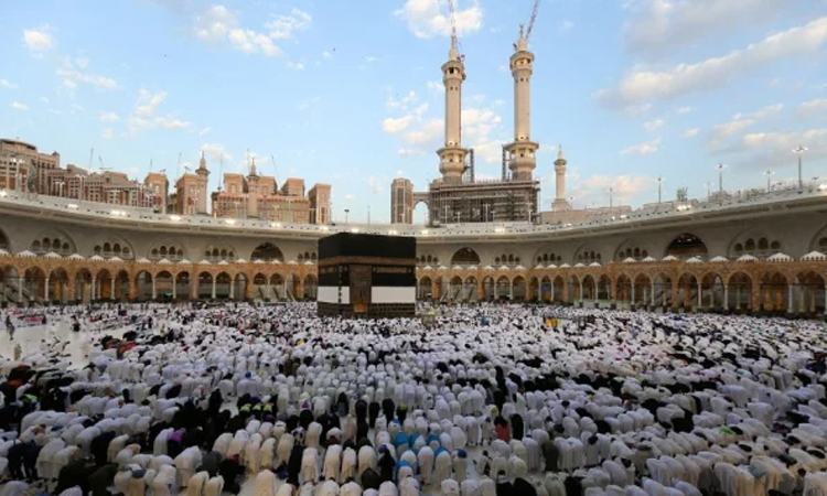 76,580 Bangladeshi pilgrims registered for Hajj 