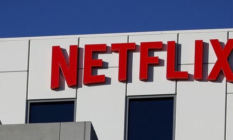 Netflix shares fall as revenue appears to stall