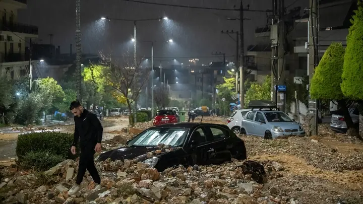 Heavy rain, violent winds leave two dead in Greece