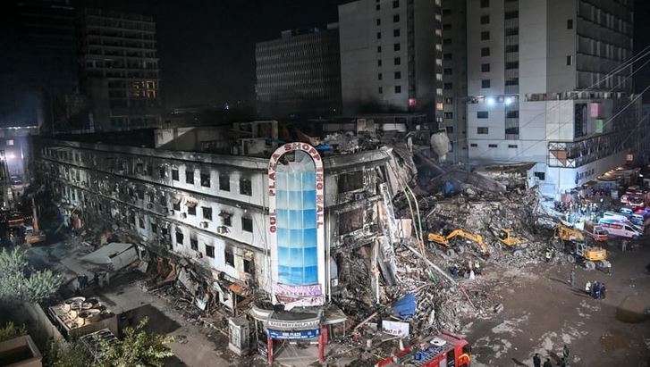 Death toll in Pakistan mall fire hits 55: Karachi govt