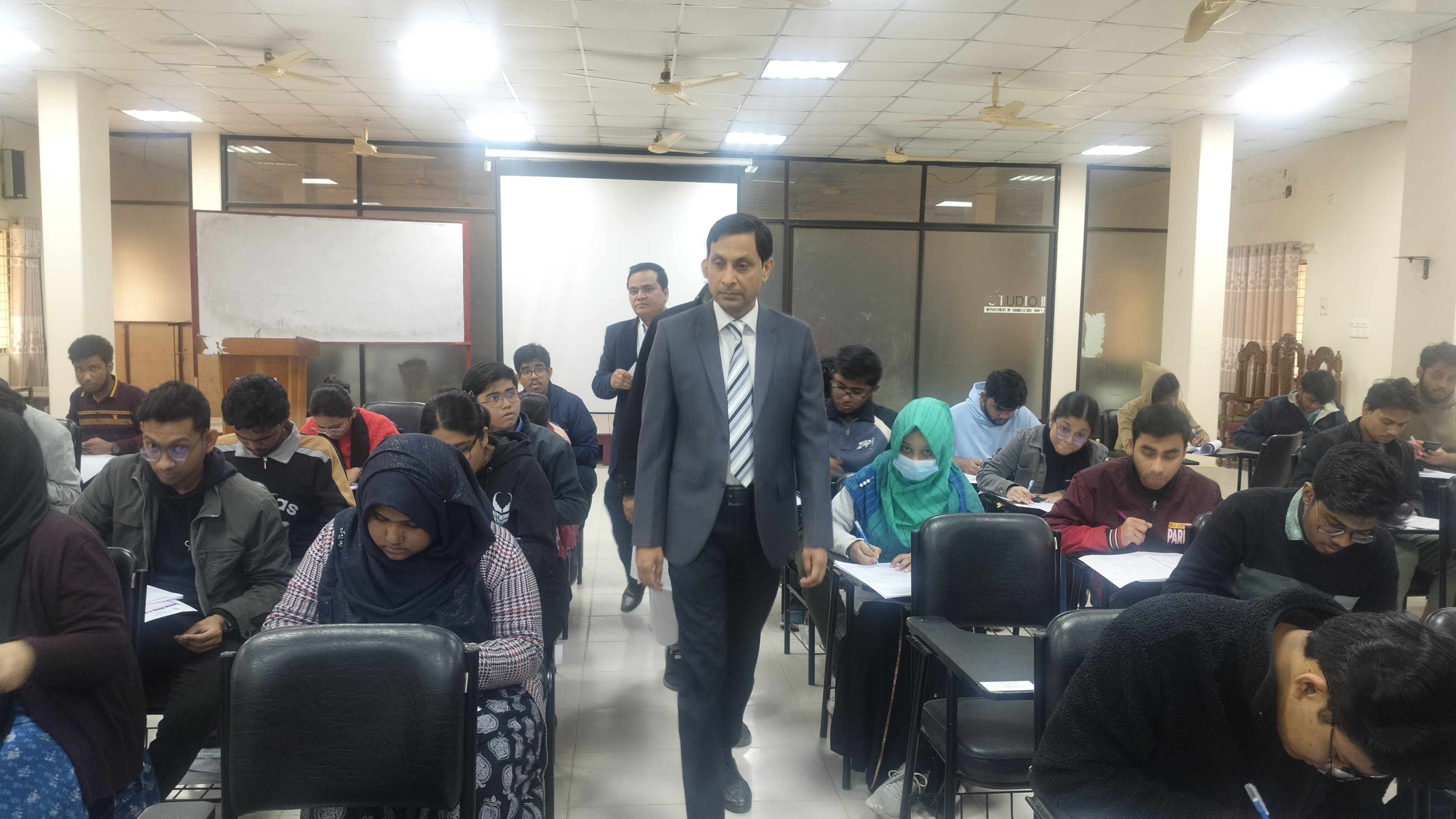 RUET admission test held peacefully