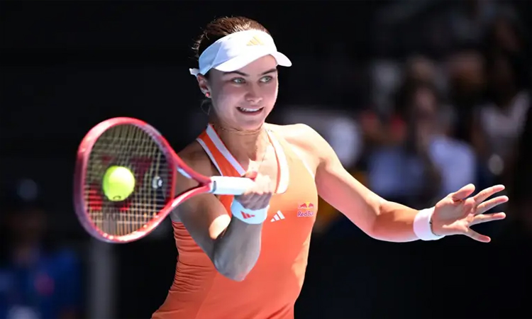 On-fire teenager Jovic sets up Melbourne quarter-final with Sabalenka