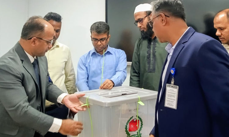 EC prepares postal ballot boxes for Dhaka-13 & Dhaka 15 seats