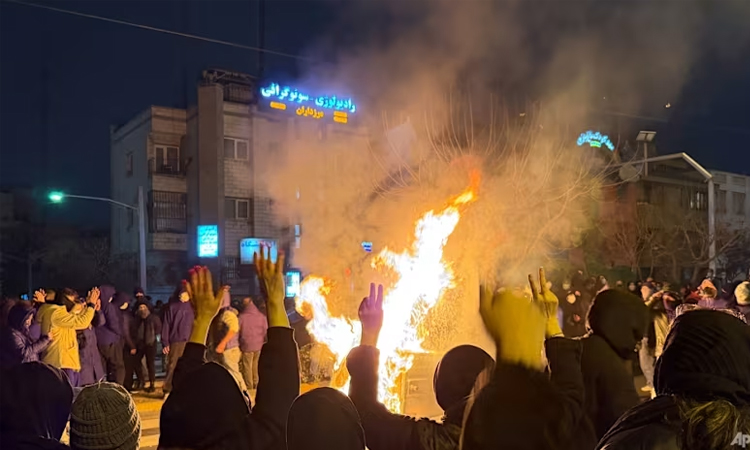 Rights group says confirmed Iran protest toll nears 6,000