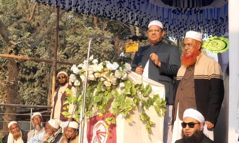 Islami Andolon Ameer seeks vote for 'Hat Pakha' in Kurigram campaign