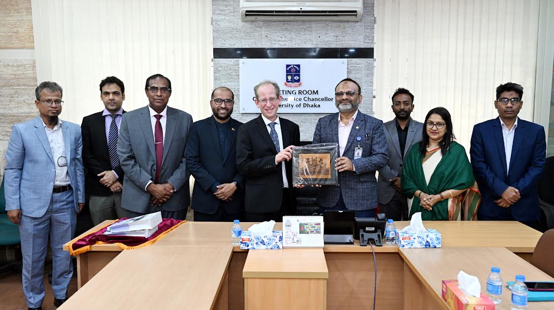 Canadian Regina University VC calls on DU VC