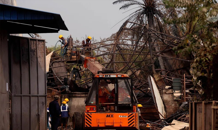 India arrests owner, manager after warehouse blaze kills 25