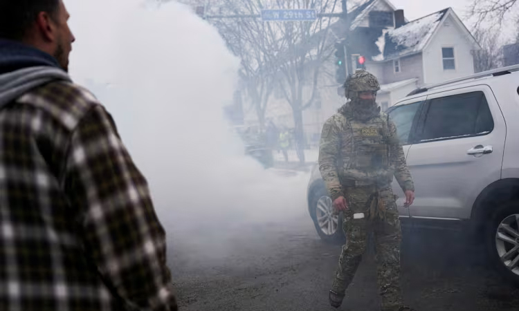 Immigration agents to wear body cameras, US says