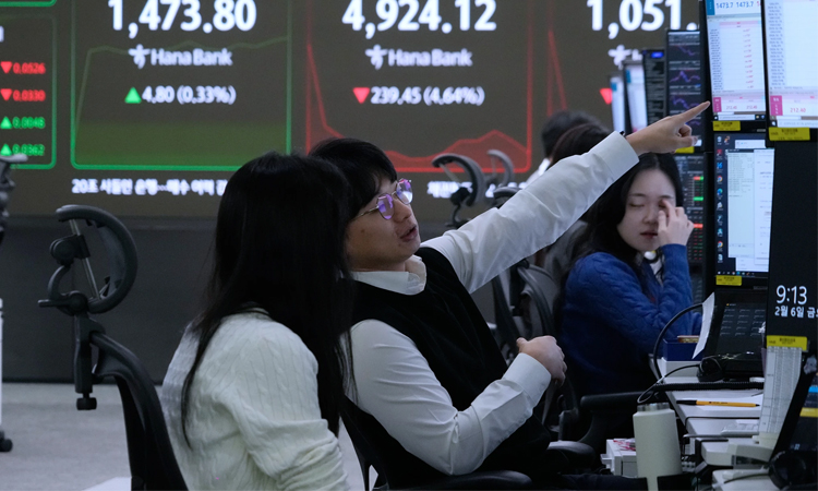 Asian stocks track Wall St rally as Tokyo hits record on Takaichi win