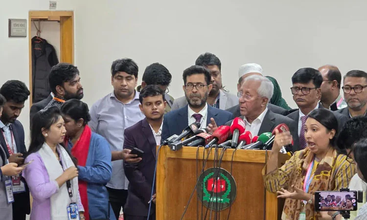 Voting turnout 32.88% till 12 pm: EC senior secretary