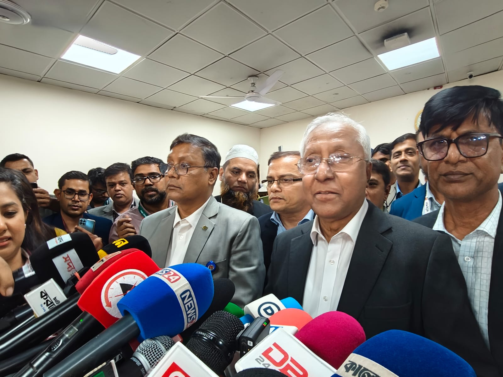 BNP wins 209 seats, Jamaat 68 out of 297 in unofficial results: EC Senior Secretary