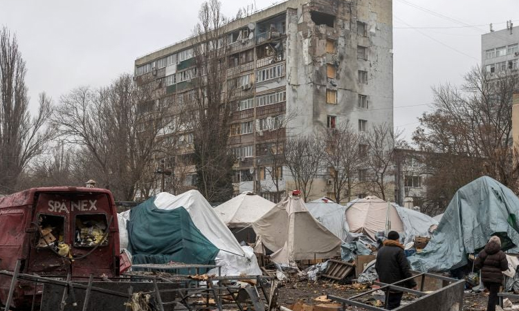 Drones, sirens, army posters: How four years of war changed a Russian city