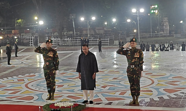 PM pays homage to language heroes