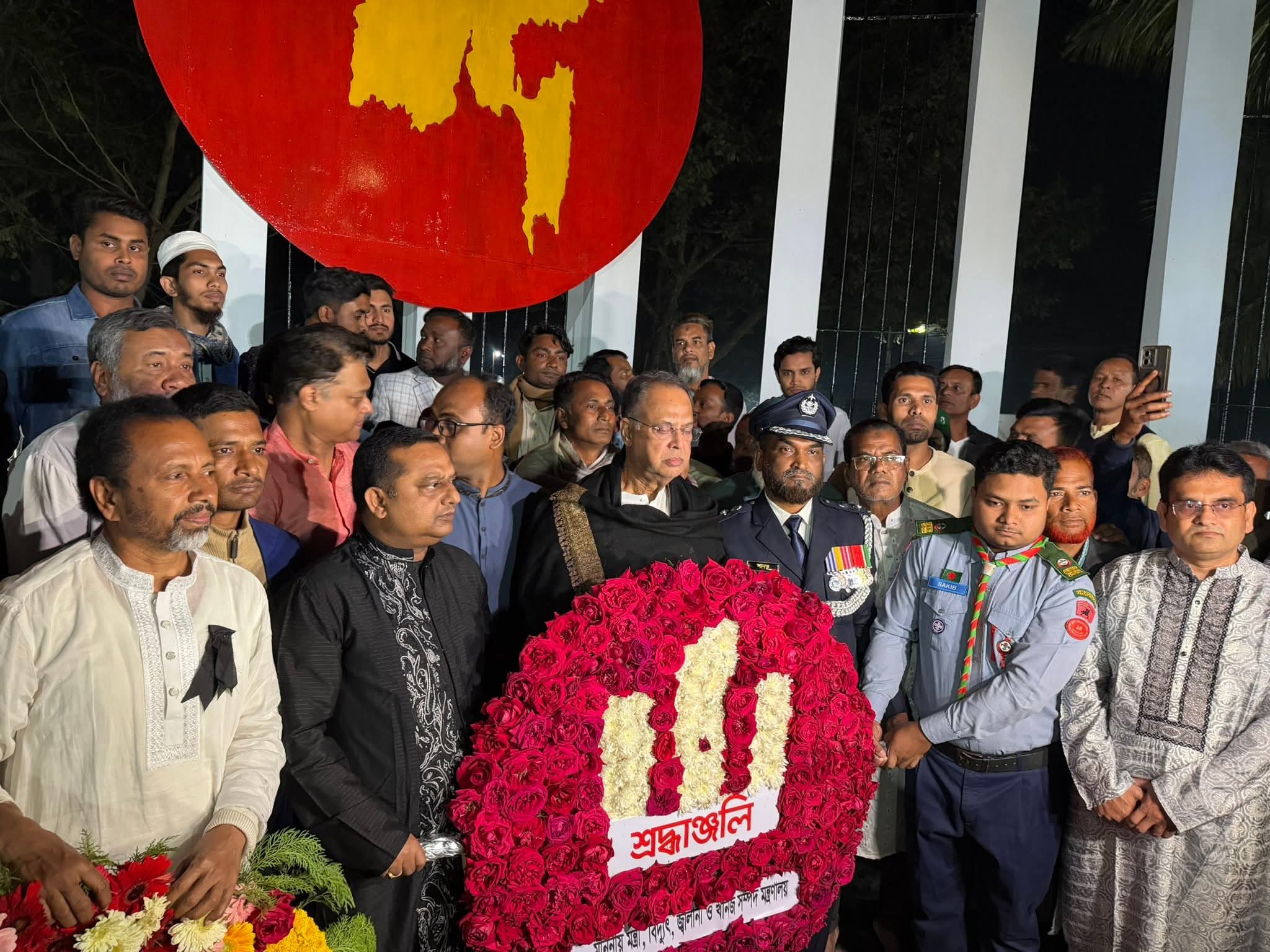 Tuku pays tribute to language martyrs 