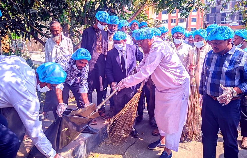 Cleanliness programme begins to build a clean Rangpur city 