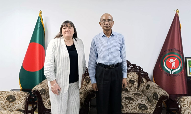 EU EOM human rights analyst meets HRC Chairperson