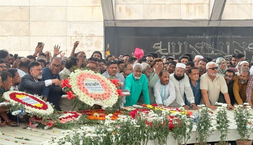 DNCC administrator pays tribute at graves of Shaheed Zia, Begum Zia