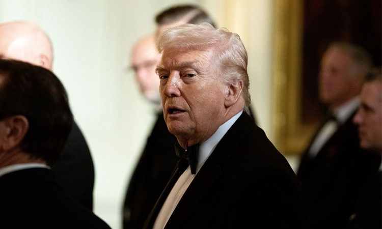 Trump tries to reset presidency in State of the Union speech