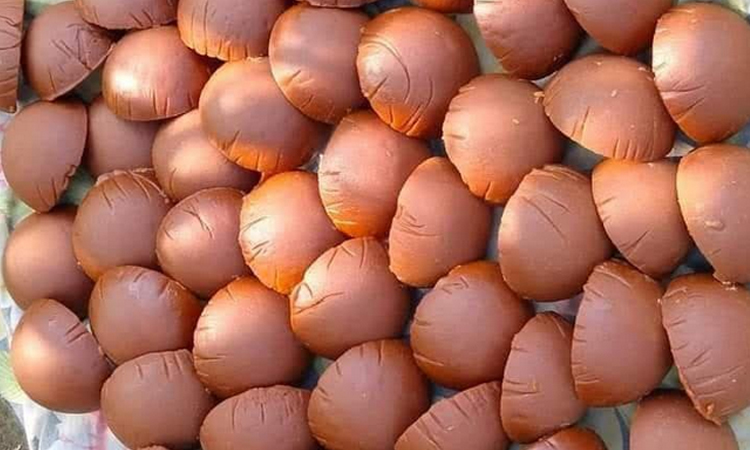 Production and trade of date palm turned into a thriving business in Rajshahi