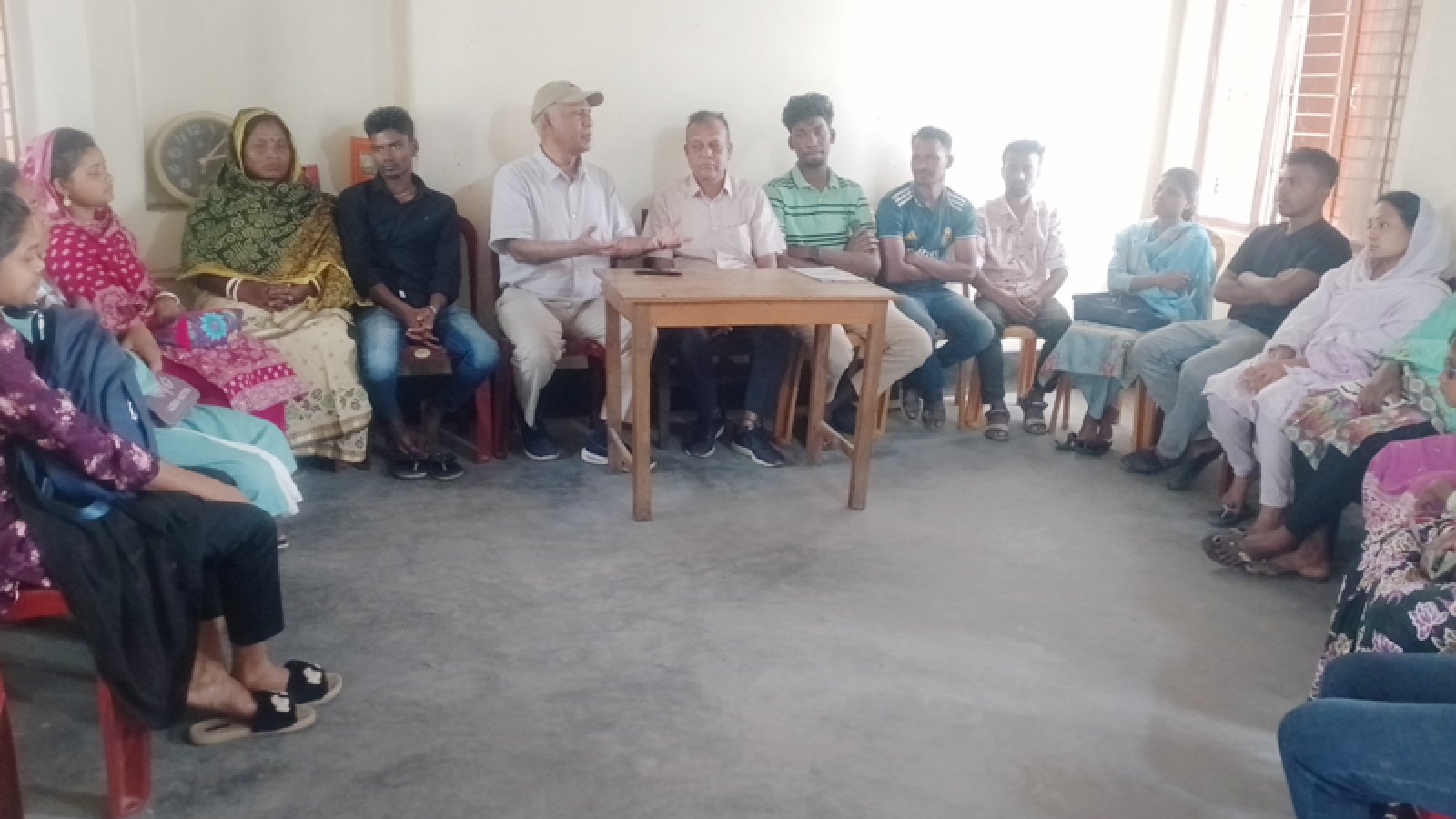 Exchange of views between IDE Executive Director-Development Trainees