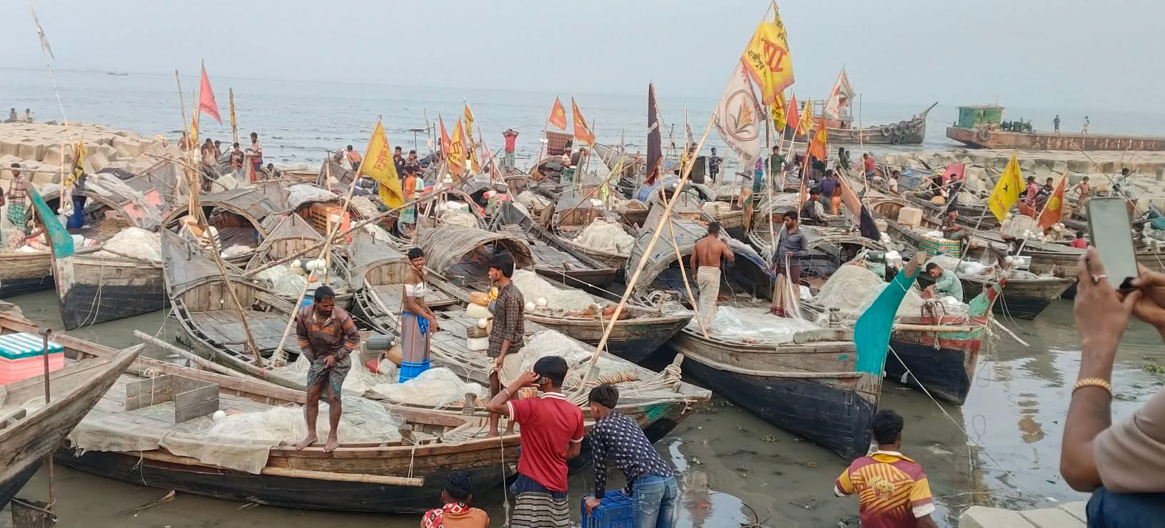 Two-month fishing ban begins in Bhola’s rivers