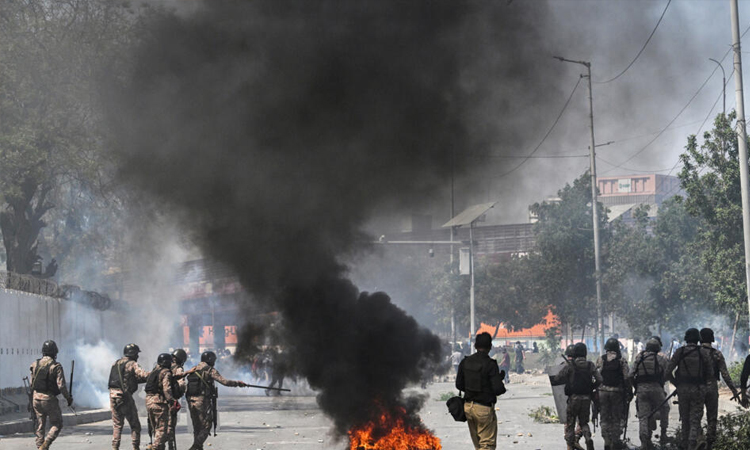 At least 25 killed at Pakistan's pro-Iran weekend protests