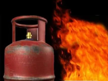 Gas cylinder leak explosion injures 9 in Mohammadpur