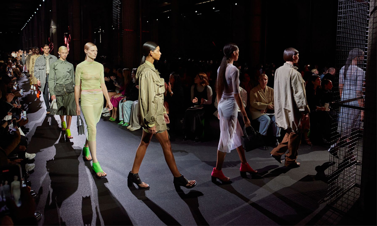 Paris fashion week defies international shadow of war