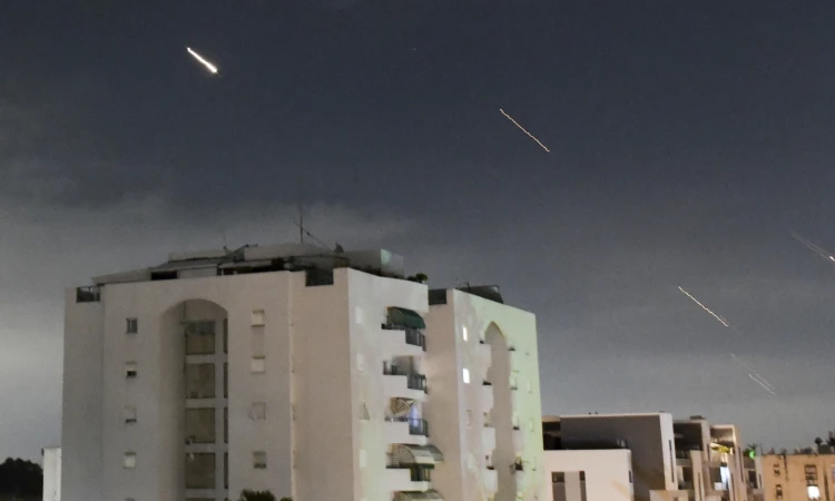 Israel says working to intercept Iran missiles