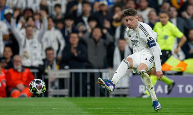 Real Madrid run riot as Valverde treble stuns Man City